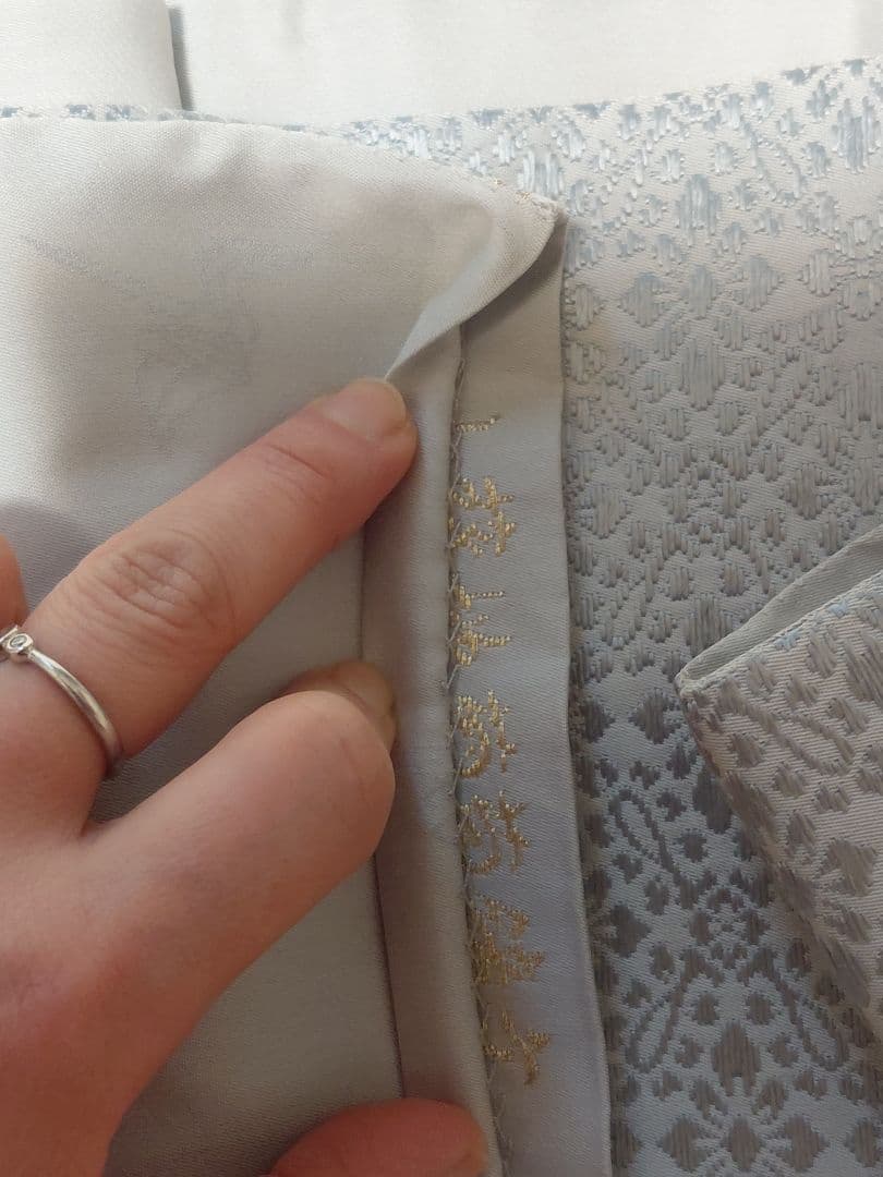 た*マ様 お太鼓の皺無しです　皇室御用達　山口美術織物　山口弘躬　小葵地葡萄鏡文