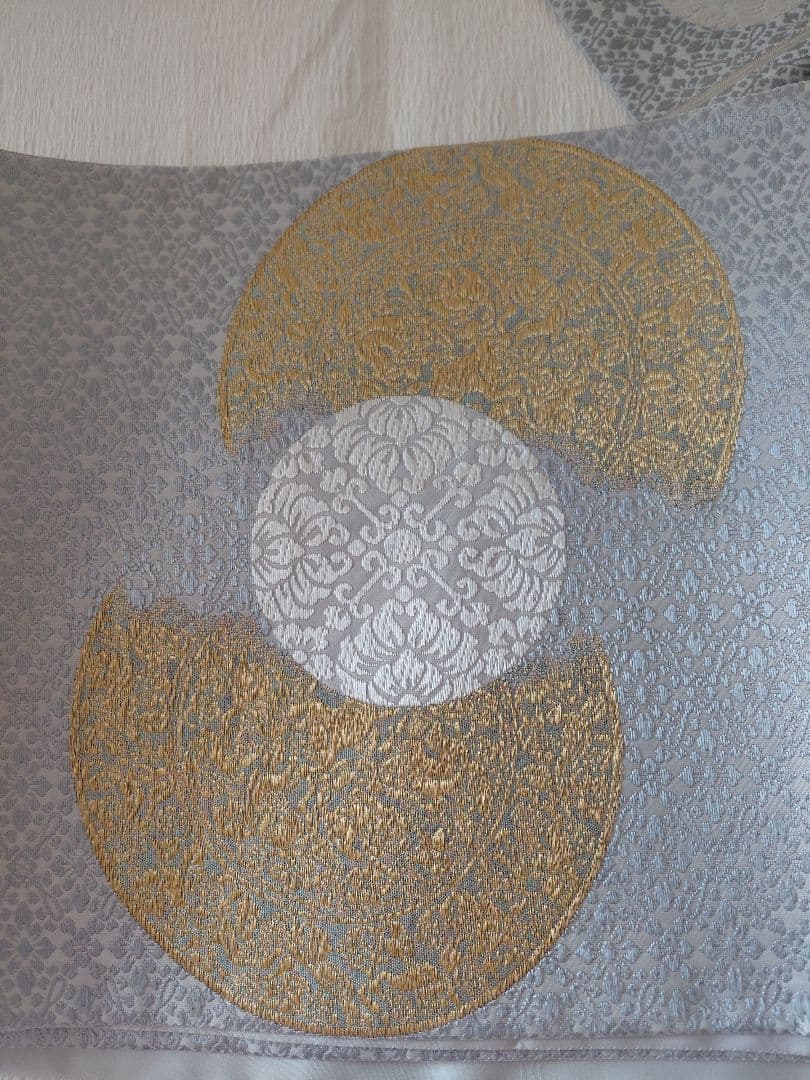 た*マ様 お太鼓の皺無しです　皇室御用達　山口美術織物　山口弘躬　小葵地葡萄鏡文