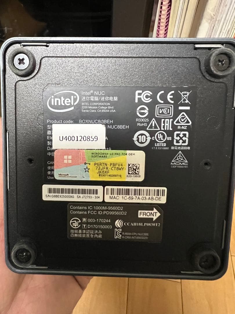 Intel NUC BOXNUC8i3BEH ミニPC