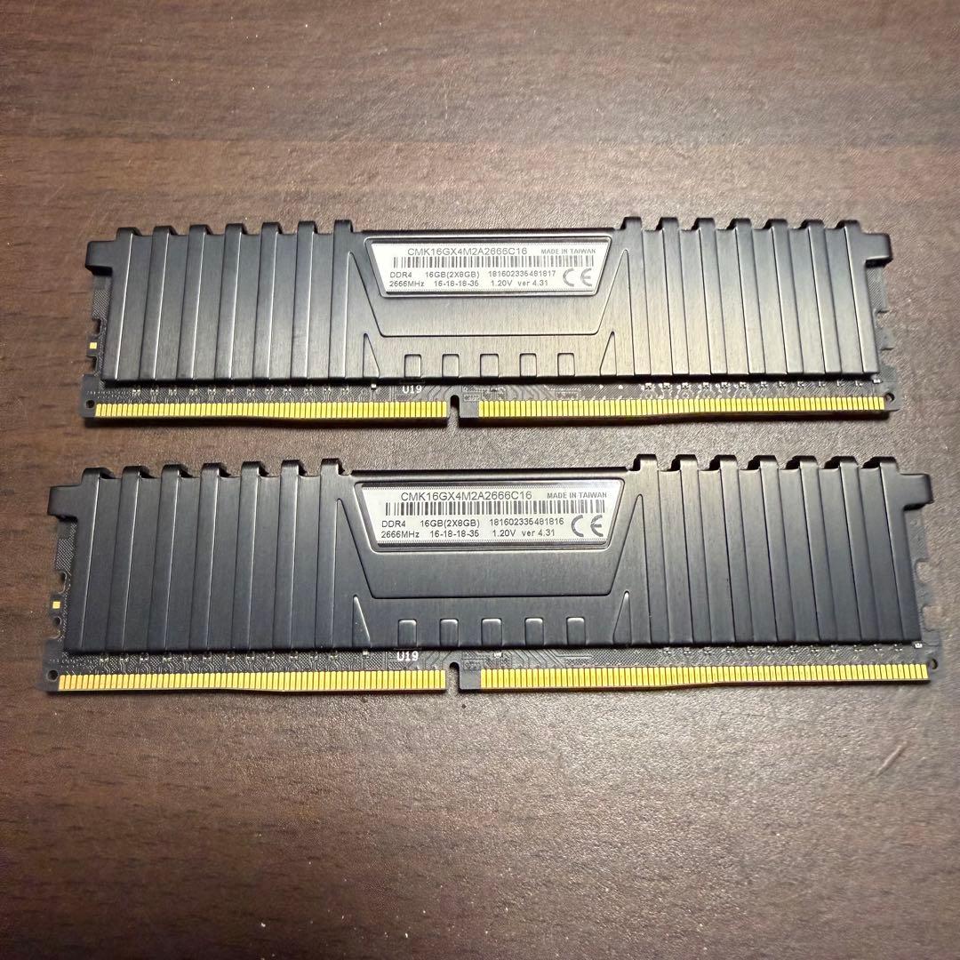 CORSAIRデスクトップ用DDR4メモリ 16GB(8GB×2)2666MHz