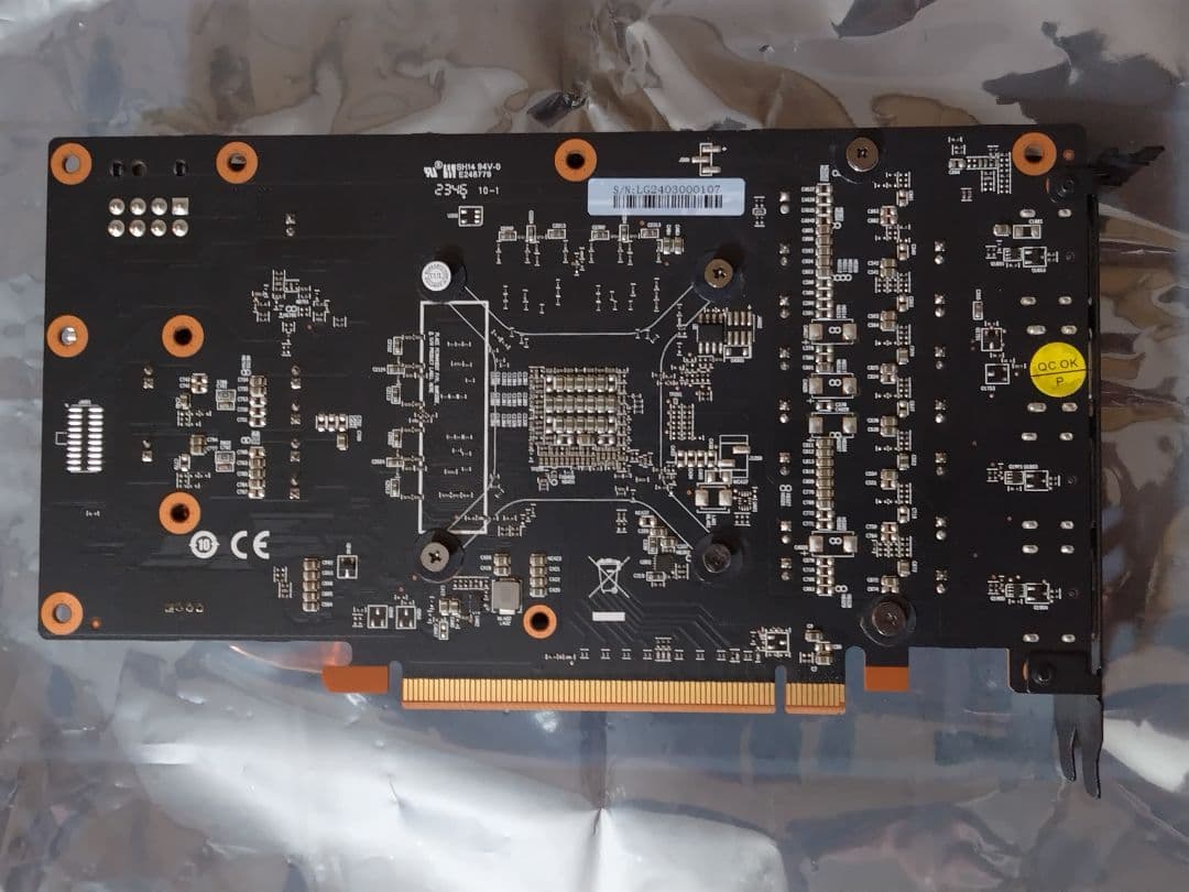 Radeon RX 6600 8GB グラフィックボード