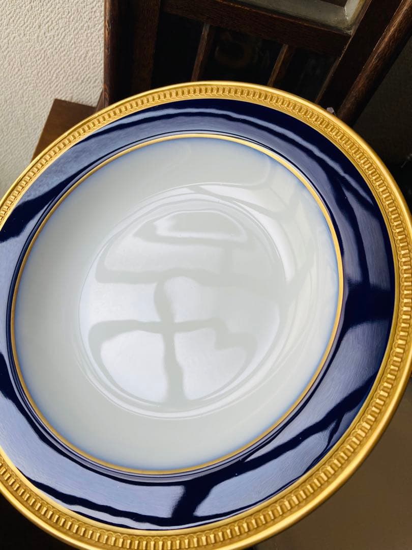 大倉陶園　瑠璃　エンボス　金蝕　クラウン 皿　深皿　スーププレート　22cm