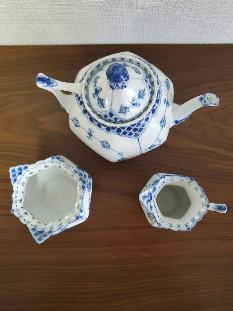 新品ロイヤルコペンハーゲンフルレース顔付ポットシュガークリーマー大幅お値下げ