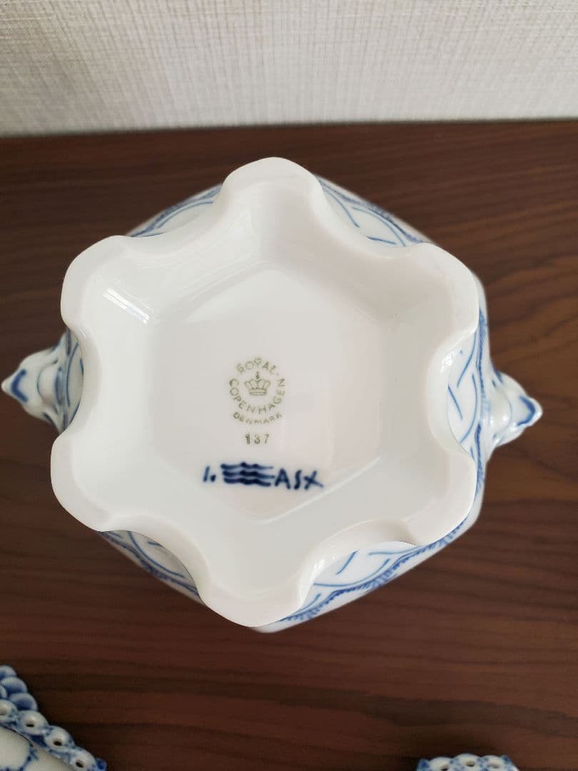 新品ロイヤルコペンハーゲンフルレース顔付ポットシュガークリーマー大幅お値下げ