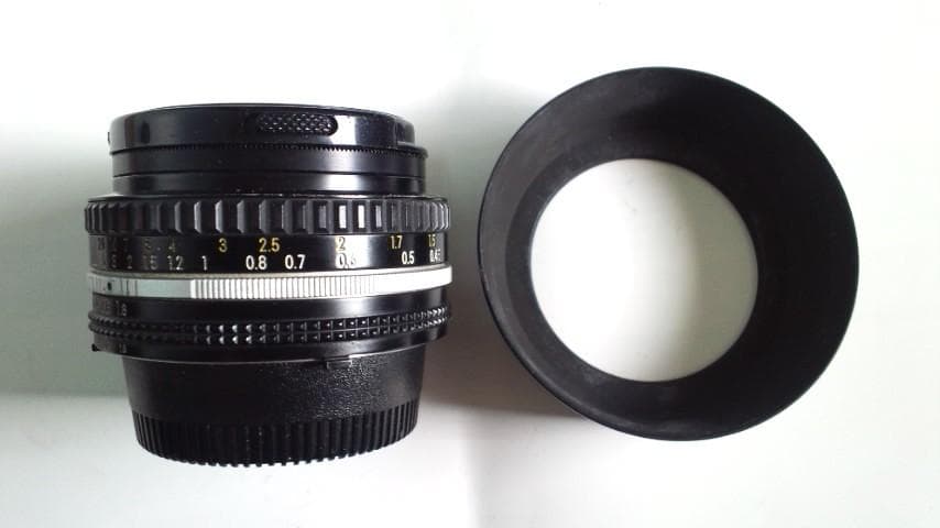 ニコン　NIKKOR 50mm f/1.8 Ai-s