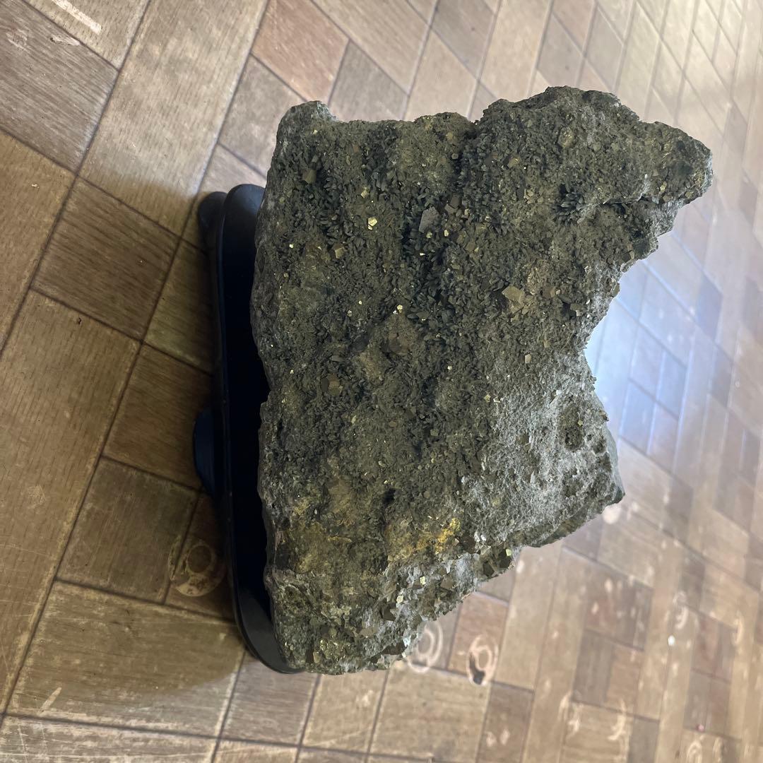 自然の金属光沢岩石置物