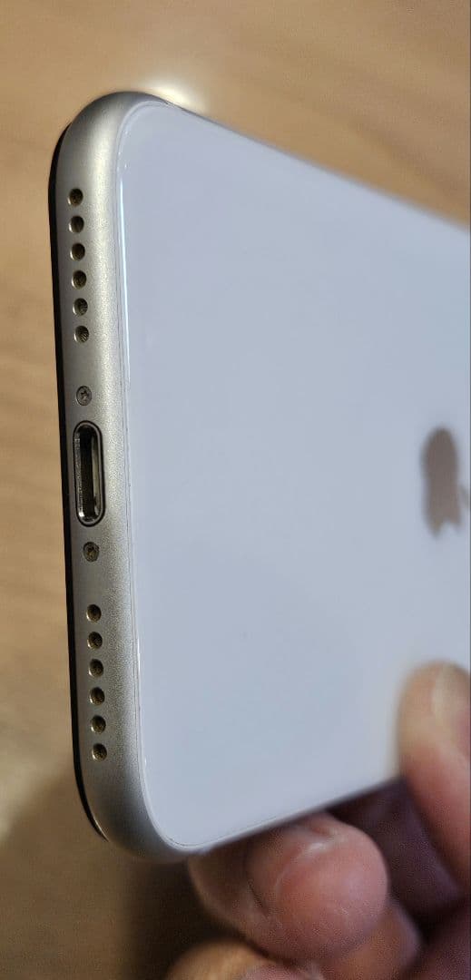 iPhone SE 第二世代　ジャンク