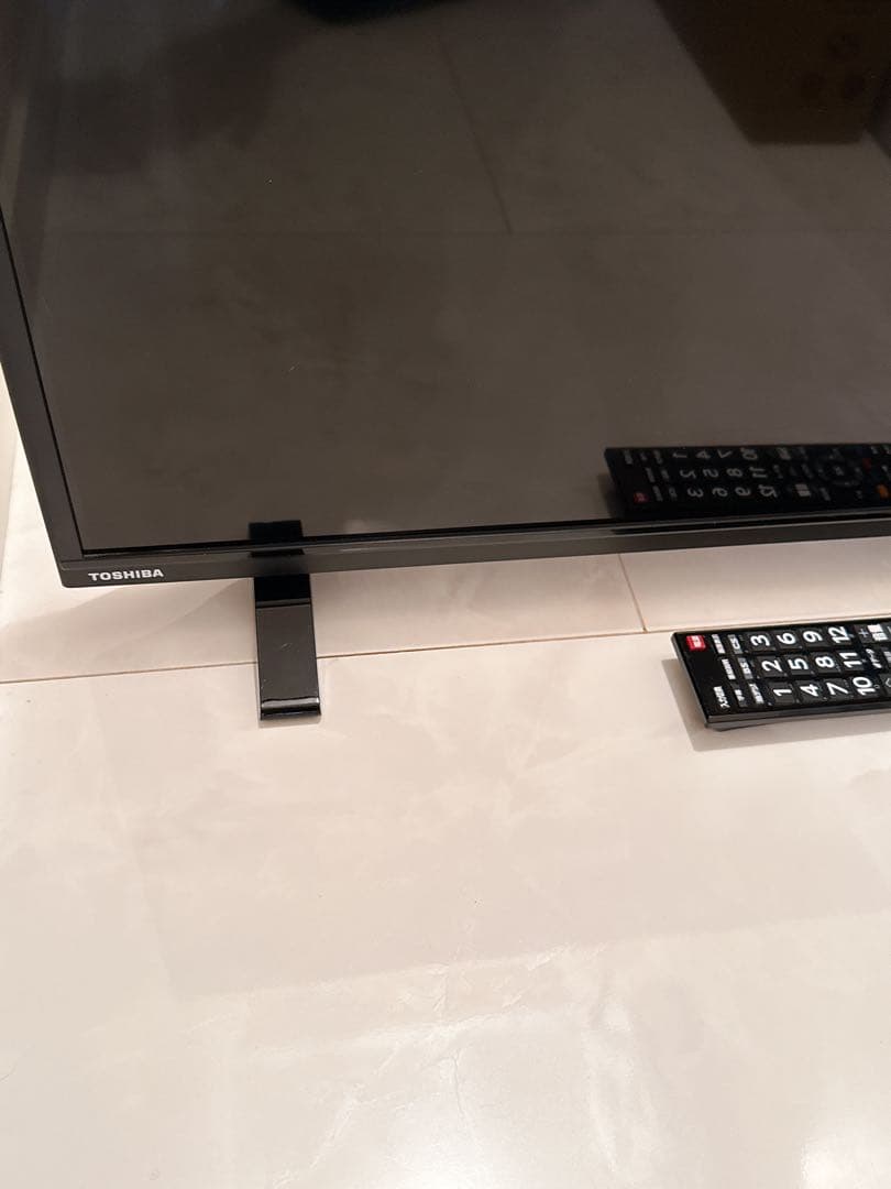 東芝REGZA 32型液晶テレビ 32S24 2020年製