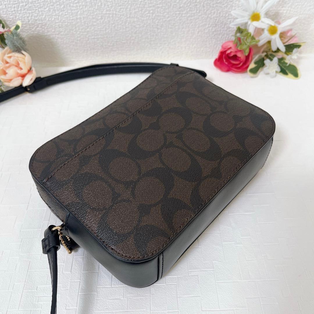 【極美品】COACH コーチ ショルダーバッグ 斜め掛け シグネチャー チャーム