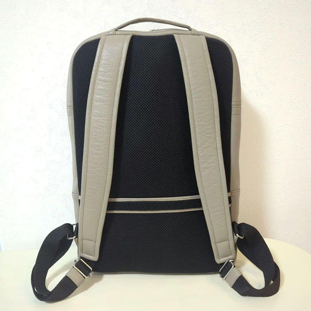 ビジネスレザーファクトリー　LIB ビジネスバックパック　スリム