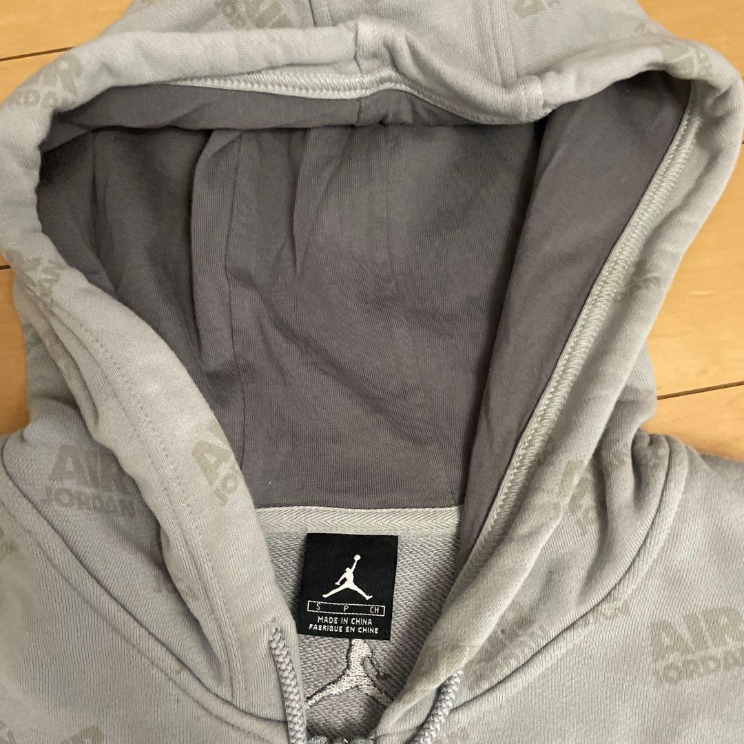 Jordan グレー フード付きパーカー Sサイズ