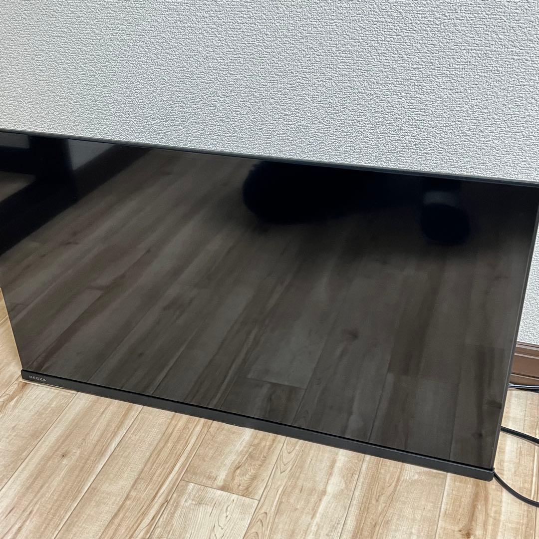 REGZA 液晶テレビ　形名32V35N 24年製