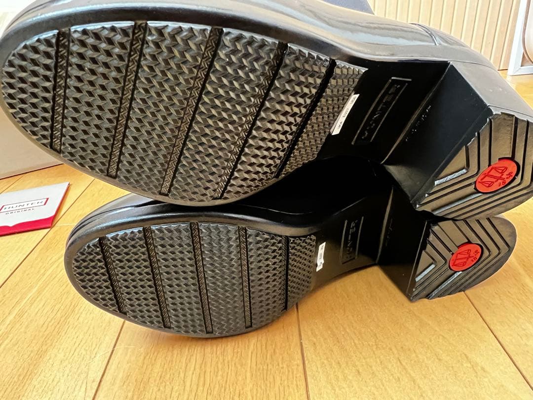 HUNTER レディースリファインドグロスミッドブーツ・ブラック　箱付