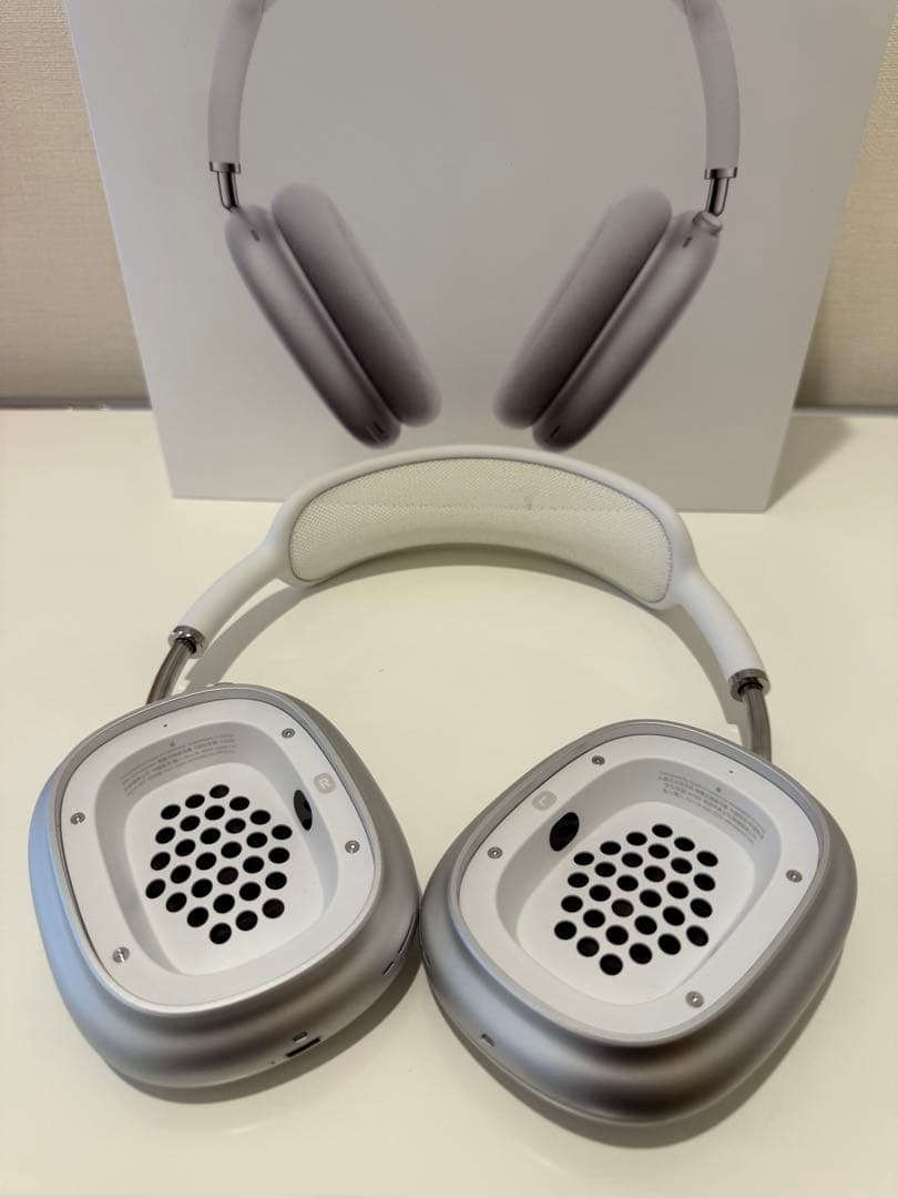 AirPods Max シルバー　第一世代