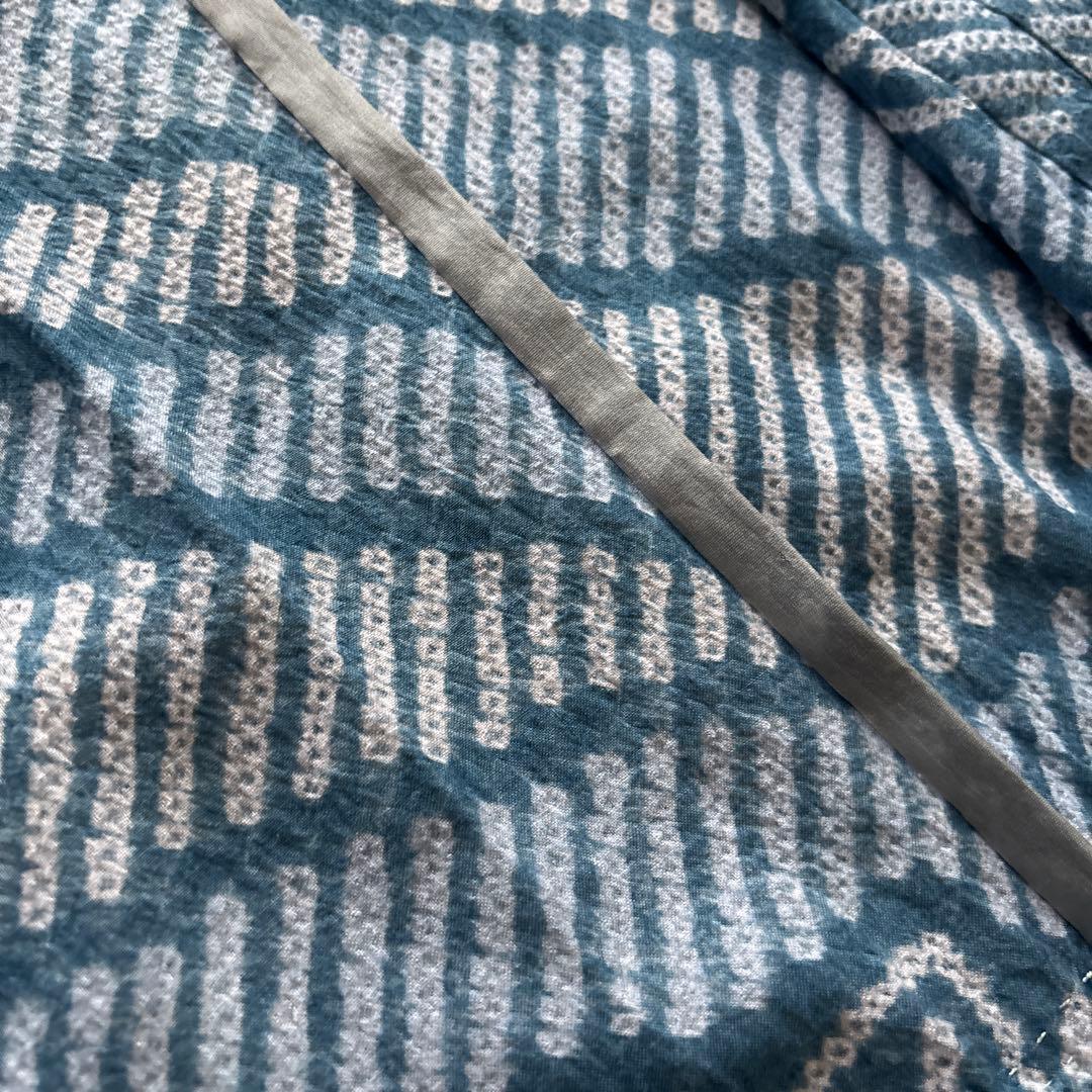 有松鳴海絞　紫陽花柄　珍しいブルーグレーの浴衣　縫製丁寧