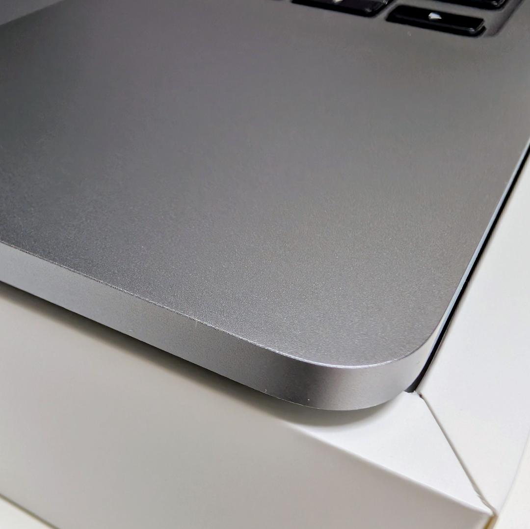 MacBook Pro 13インチ 2020 512GB 充放電118回