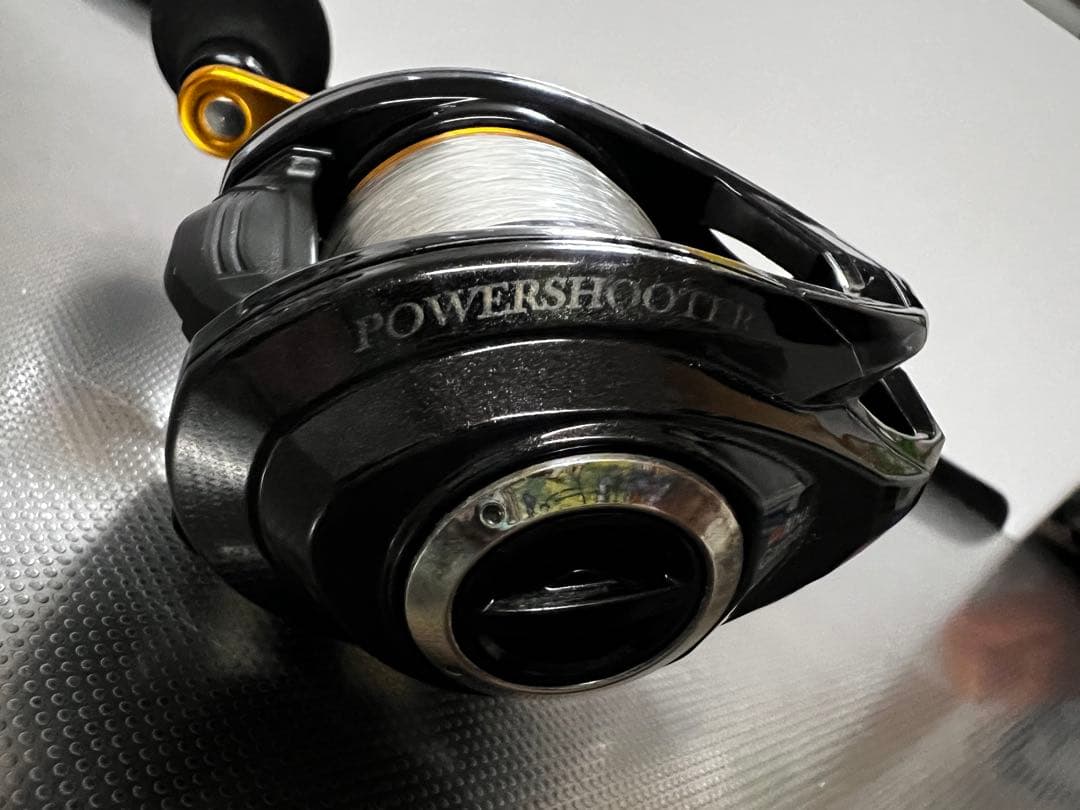 AbuGarcia ベイトリール ロキサーニパワーシューター