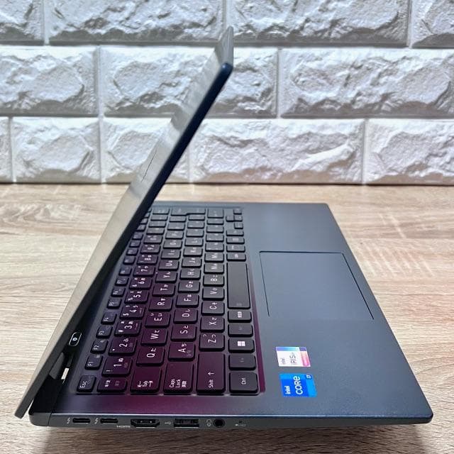 2021《ほぼ未使用級》プレミアムモバイルノート dynabook G83