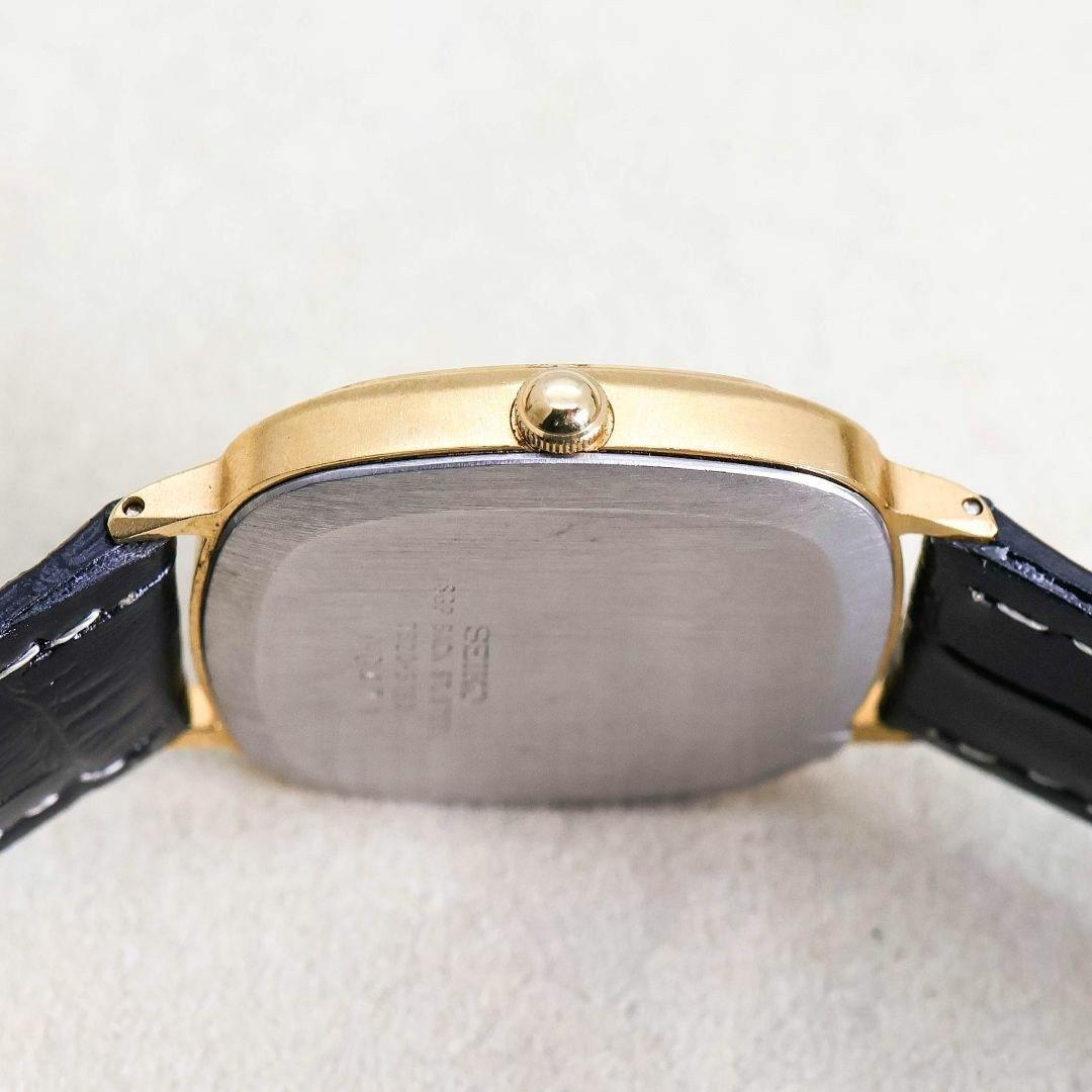 稼働 SEIKO 腕時計 アンティーク 水晶マーク SGP マット 1558