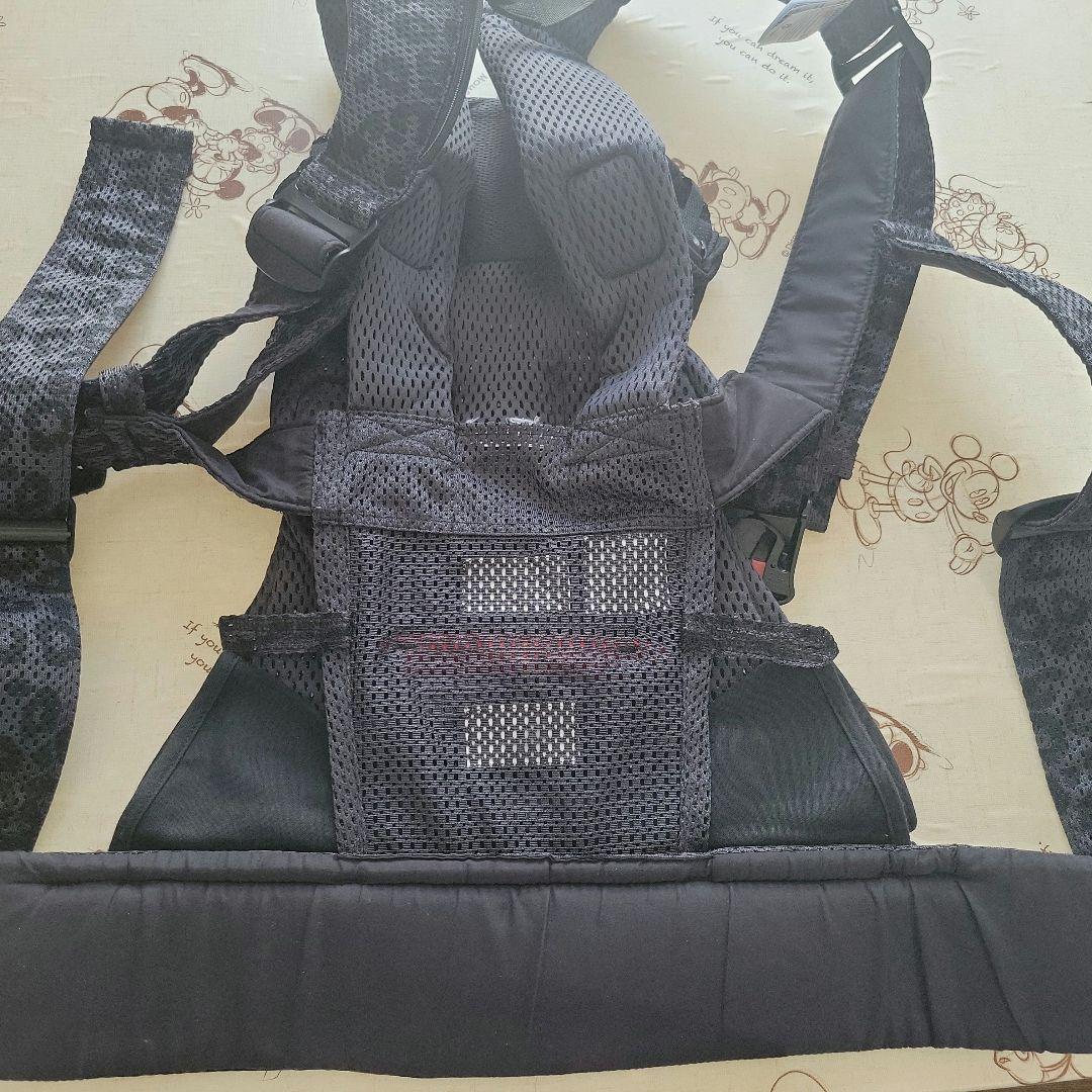 BABYBJÖRN 抱っこ紐 黒 メッシュ
