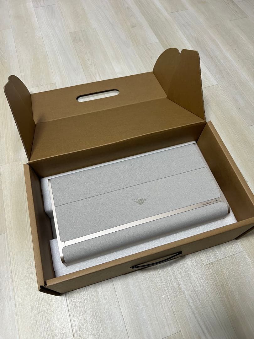 Aladdin Marca Max 4K超短焦点プロジェクター