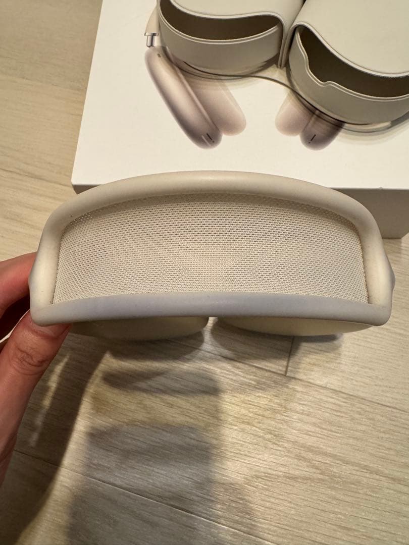 【くろ】Airpods max スターライト 2024年モデル