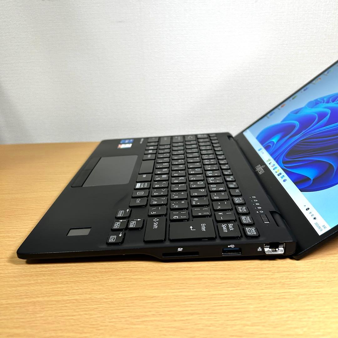 美品 富士通 LIFEBOOK U9311/F i5 256GB Office