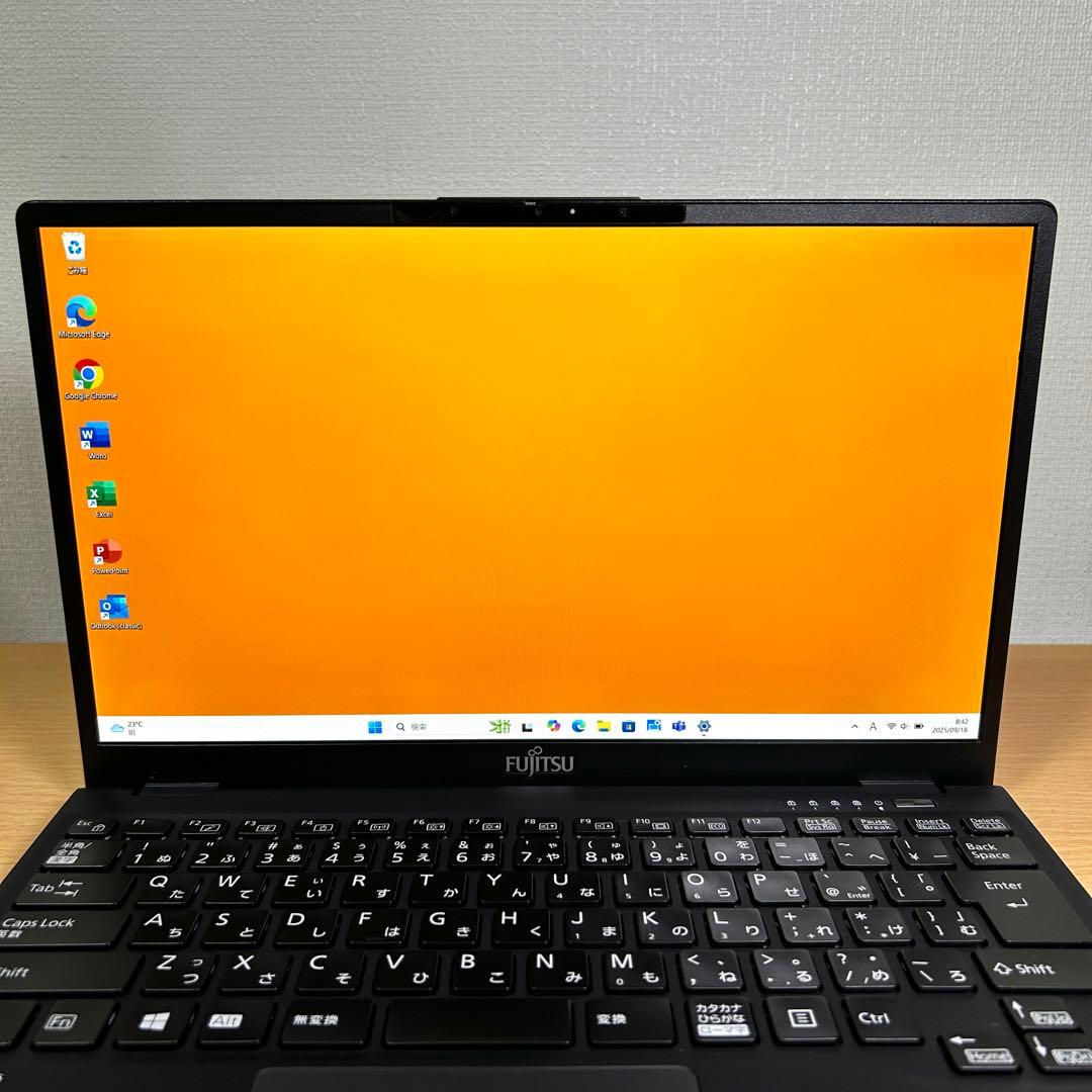 美品 富士通 LIFEBOOK U9311/F i5 256GB Office
