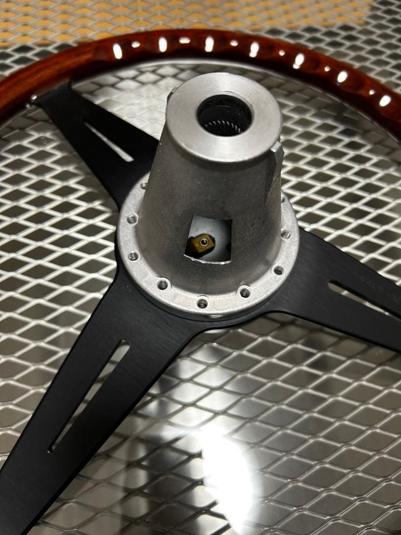 ナルディCLASSIC WOOD ウッド/ブラックスポーク　360mm N122