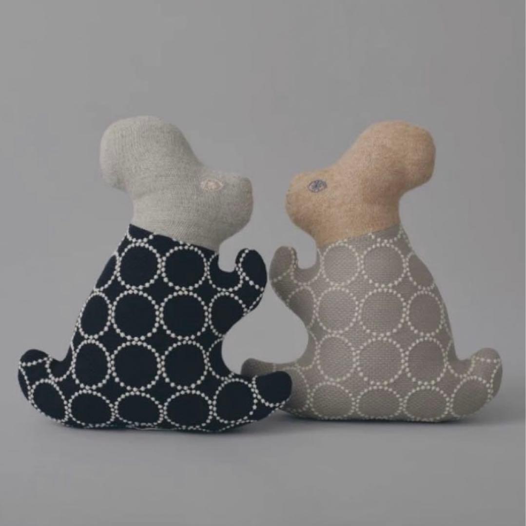 ミナペルホネン　kousagi　クッション　タンバリン　ベージュ