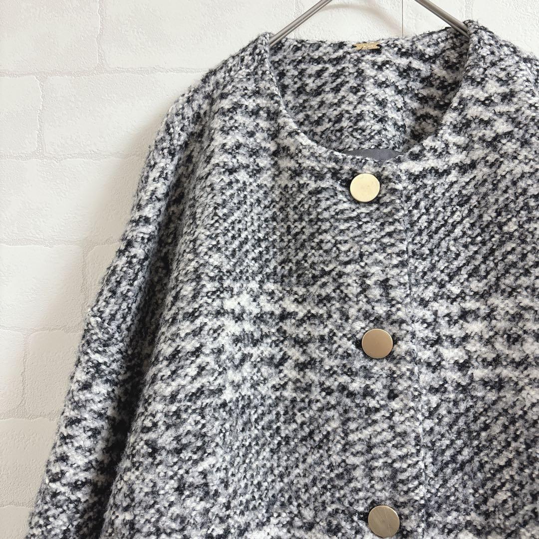 ミラオーウェン ノーカラー コクーン 金ボタン ショートコート ジャケット 上着