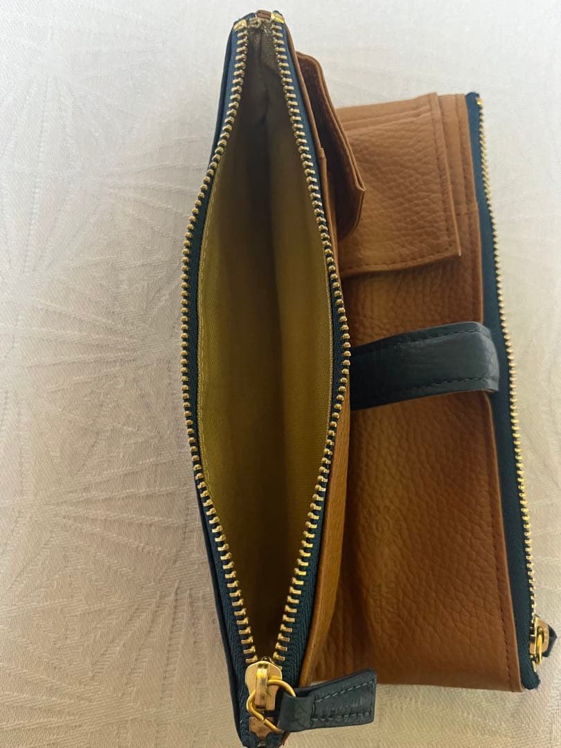 C COMPANY LIMITED ターコイズブルーレザー筆箱