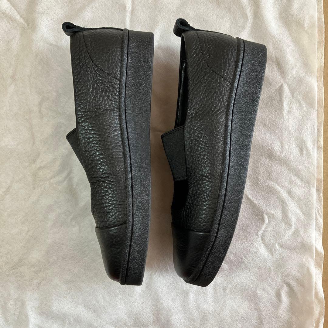 U.No.5 ユーエヌファイブ　レザー　スニーカー　サイズ４