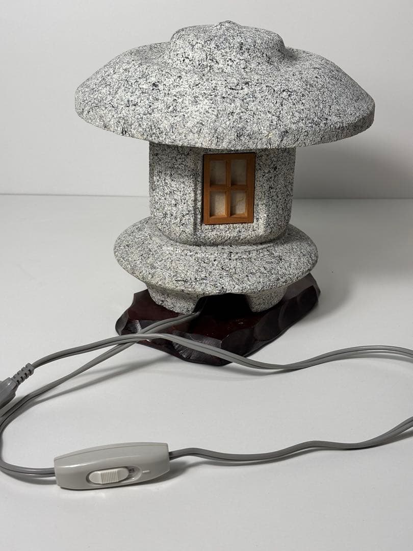 #和風 ミニ石灯籠 ランプ付き　H-C