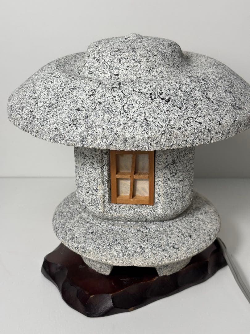 #和風 ミニ石灯籠 ランプ付き　H-C