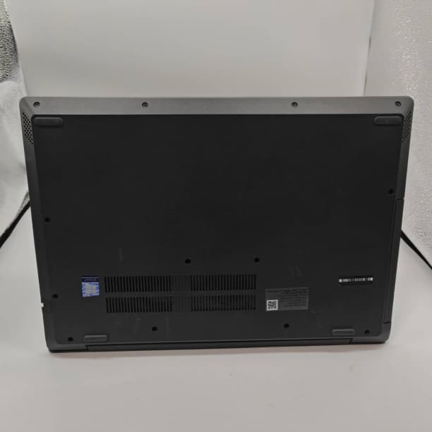 第8世代 i7 バッテリ◎ フルHD 15 8GB SSD256GB オフィス