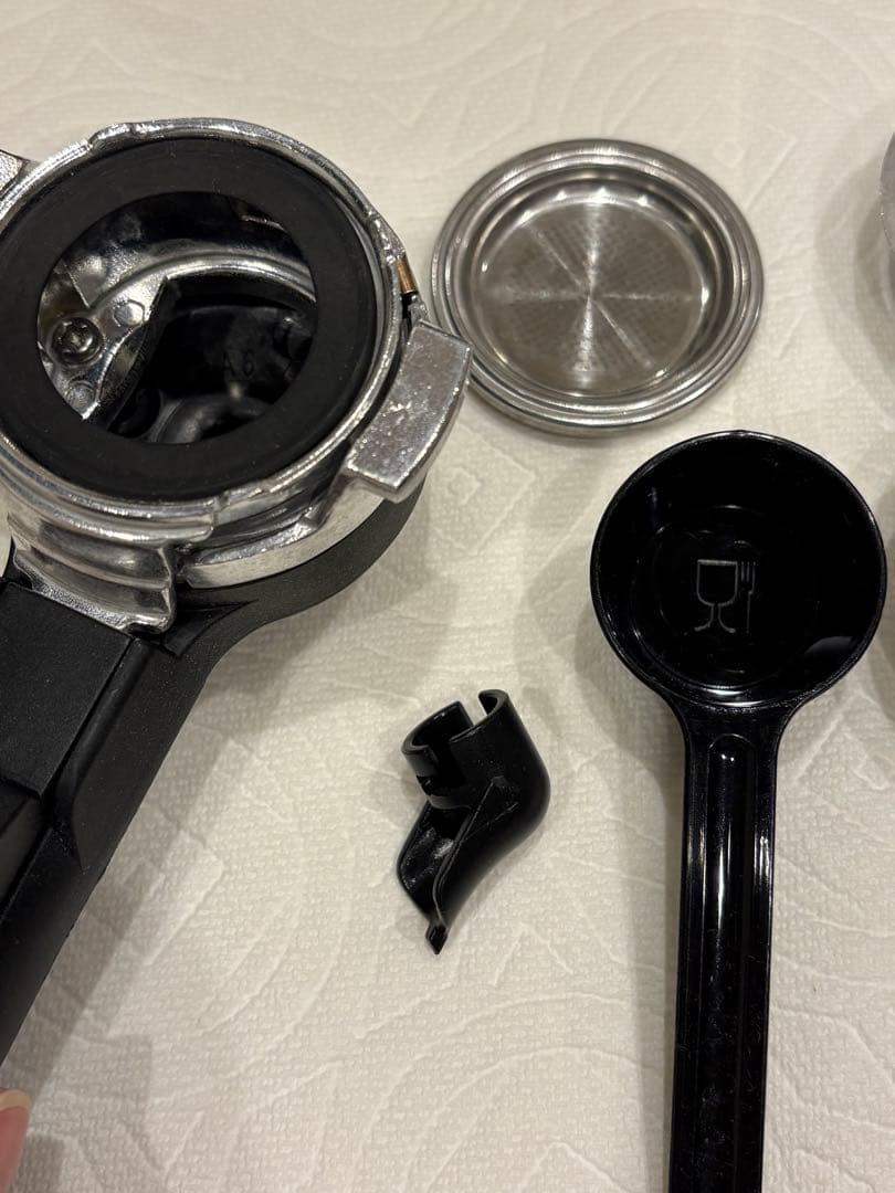 デロンギ エスプレッソ・カプチーノメーカー ECO310B