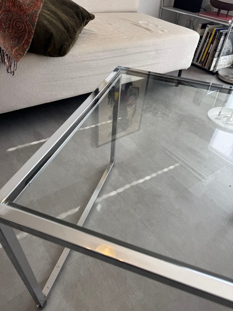 送料込ヴィンテージ　ガラスサイドテーブル