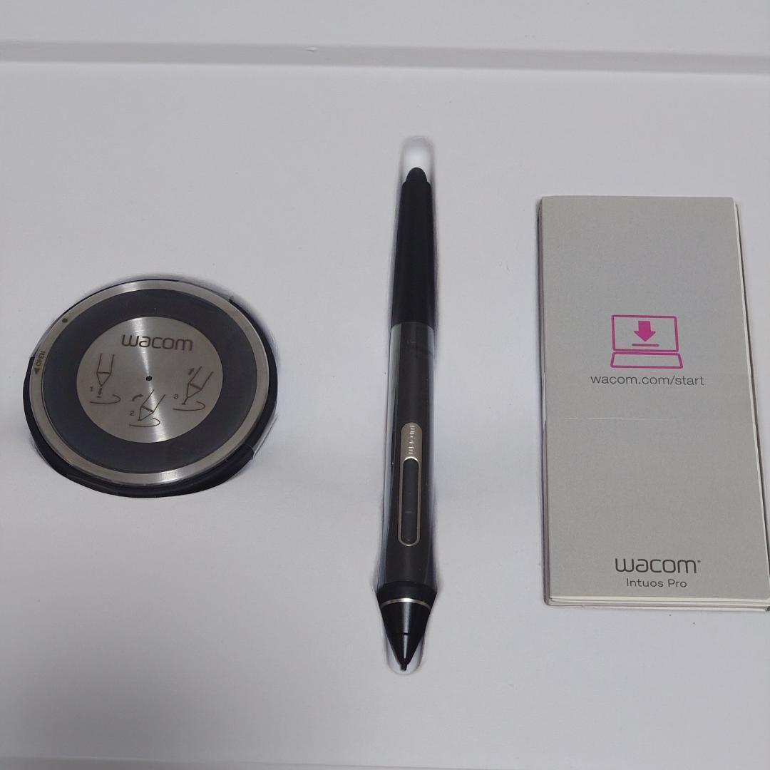 ワコムペンタブ Wacom Intuos Pro Mサイズ PTH-660/K0