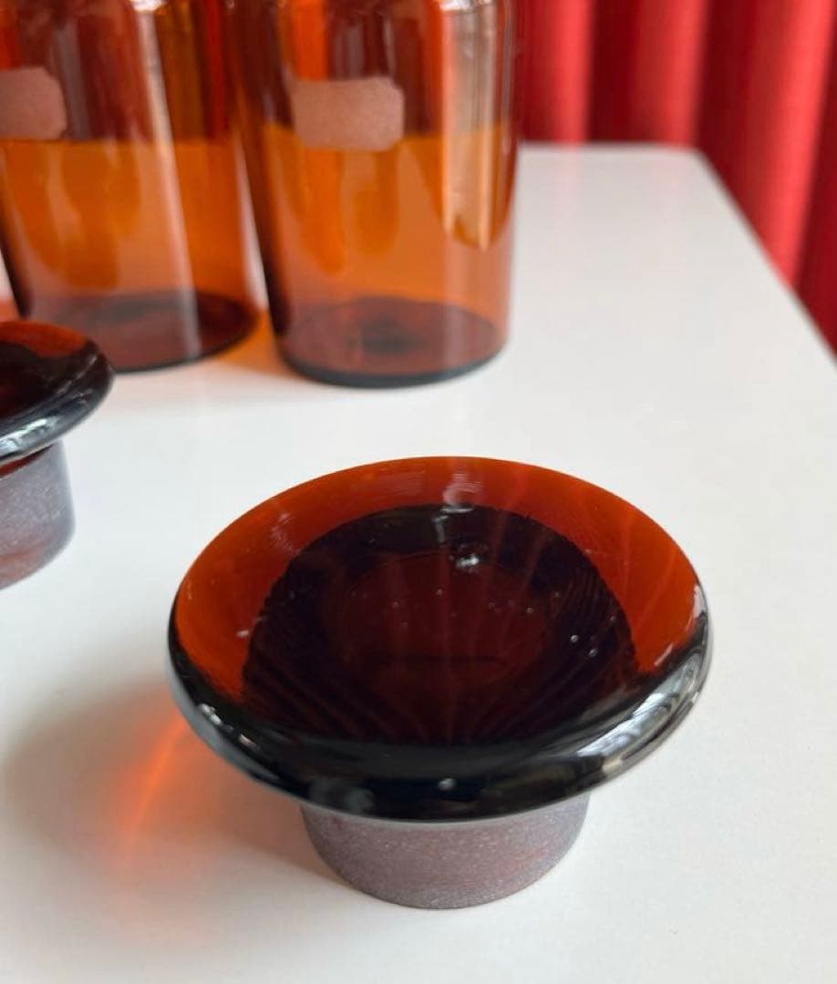 ◆未使用品◆ 昭和レトロ　アンティーク　薬瓶セット　鉄器ブックスタンド