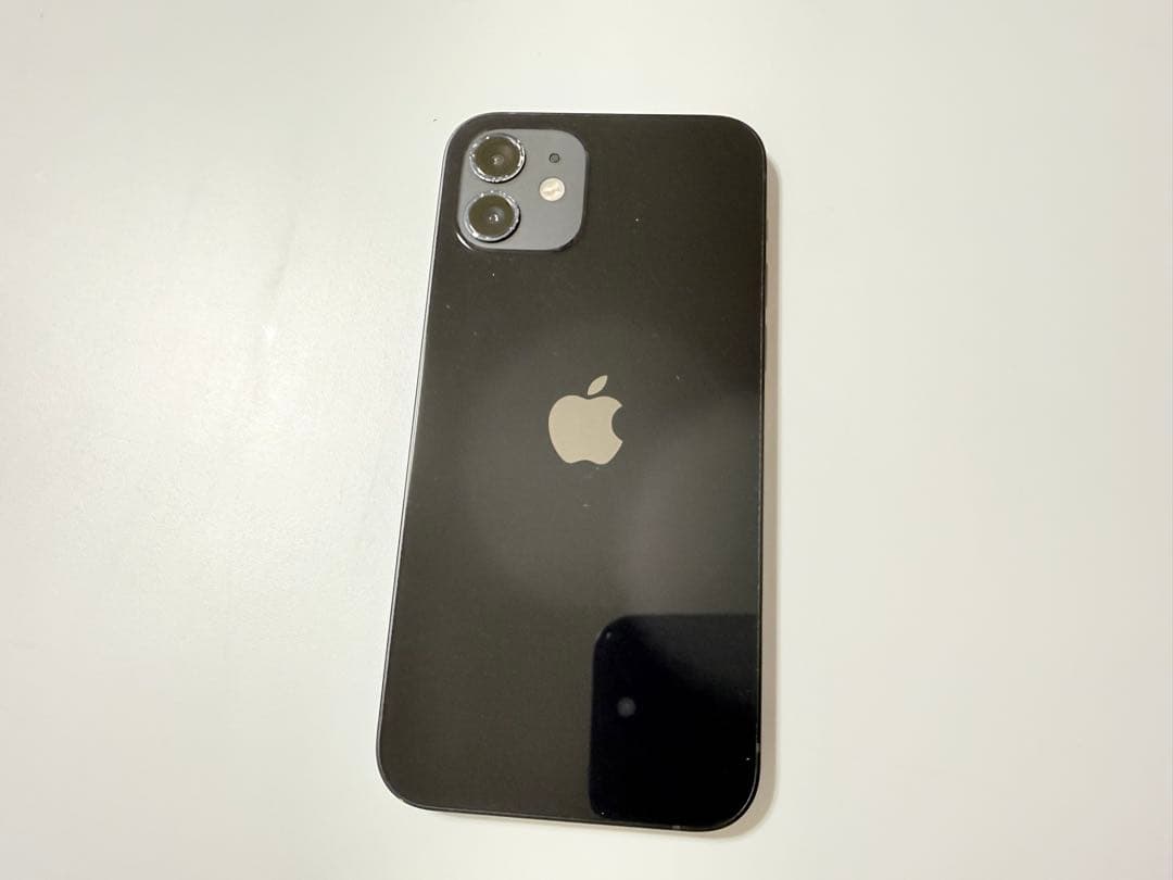 Apple iPhone 12 128GB SIMロックあり（au）