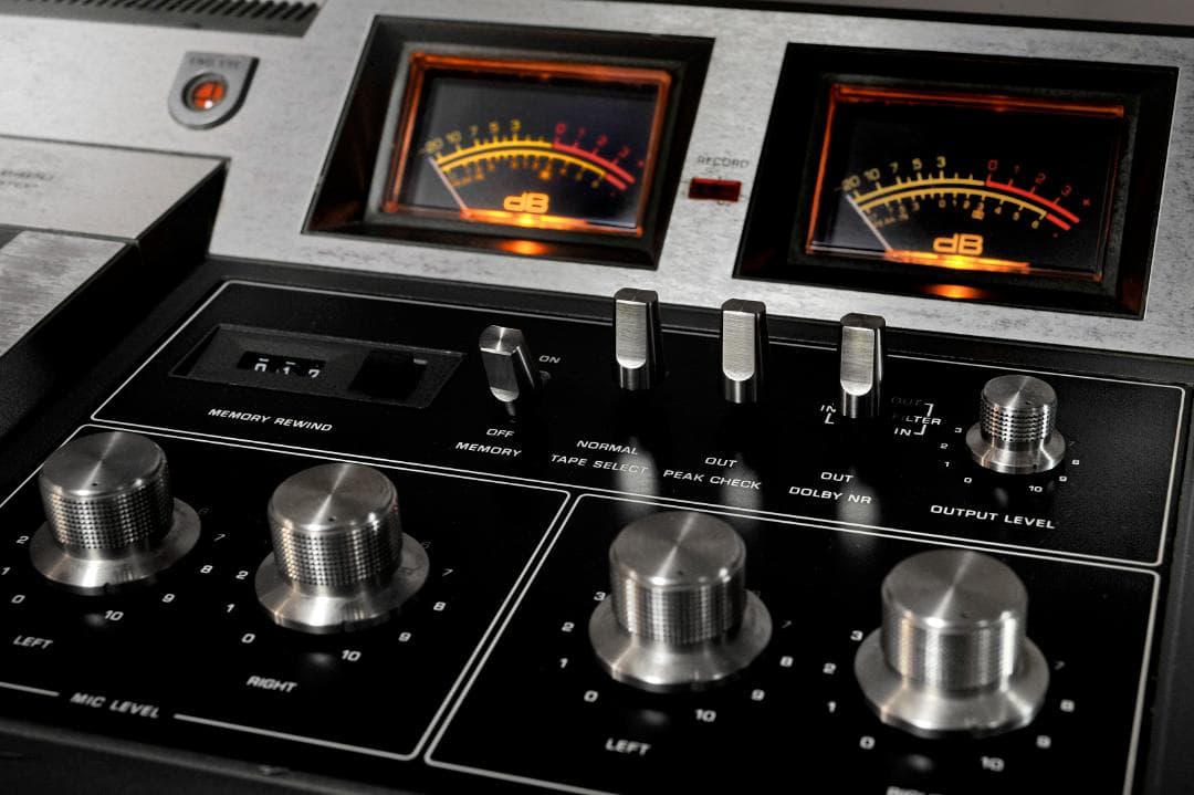 ★Technics STEREO CASSETTE DECK RS-640U　♪