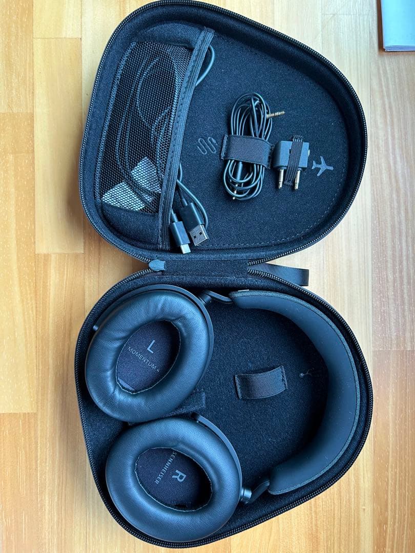 SENNHEISER MONENTUM4 wireless ヘッドホンカバー付