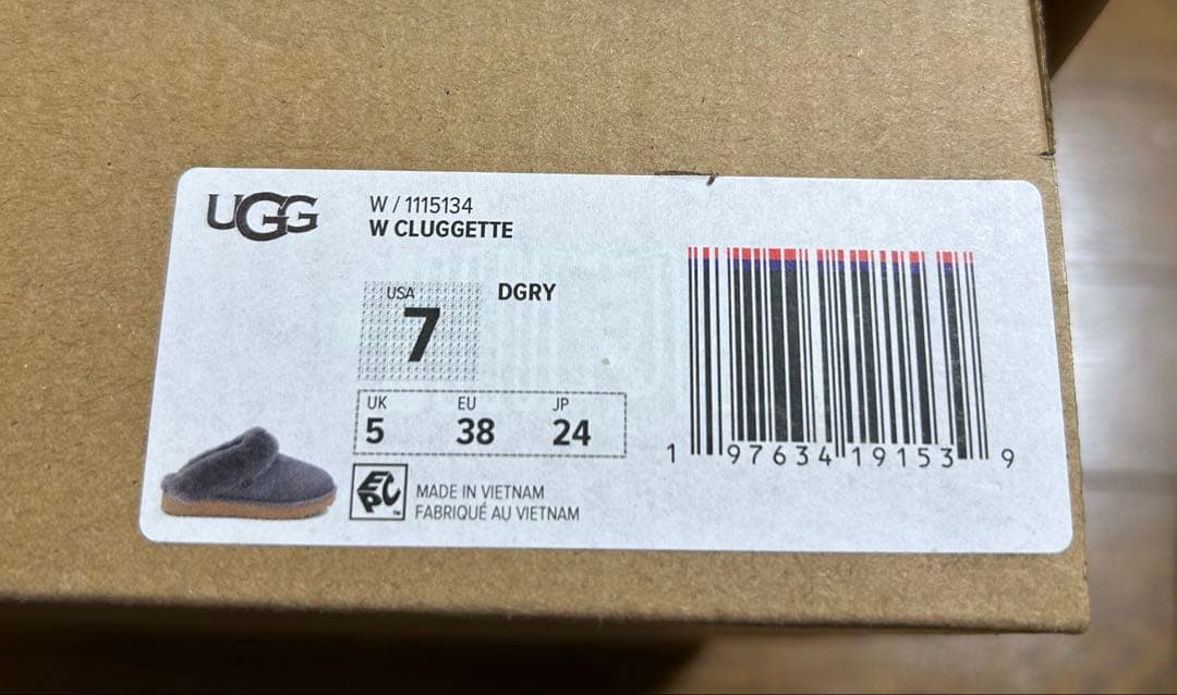 靴 UGG Cluggette