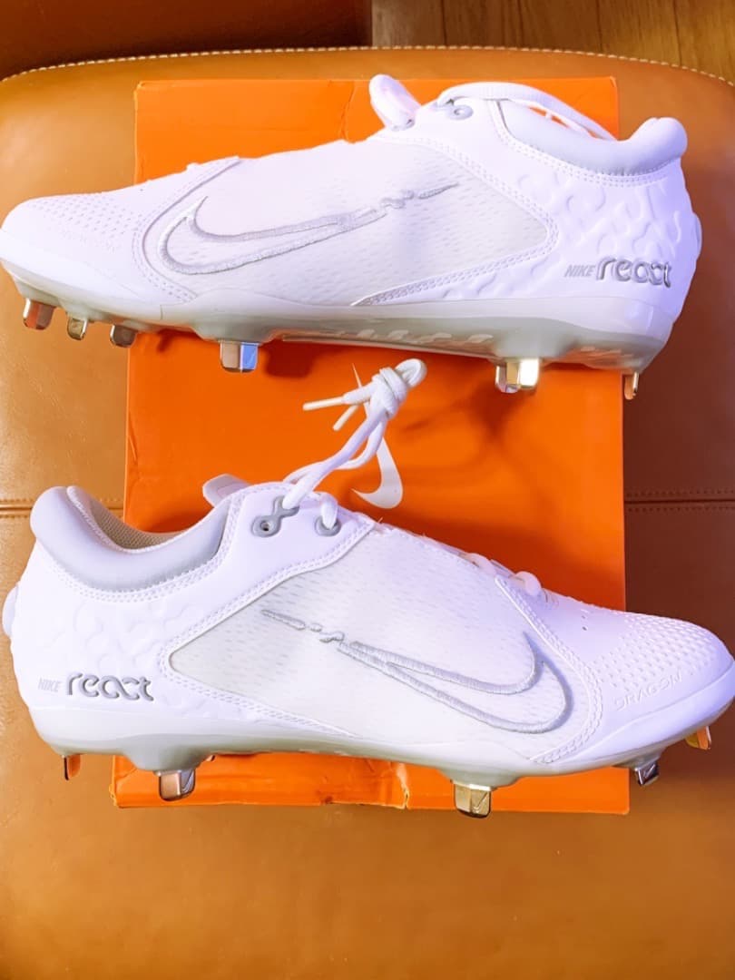 新品★USA国内限定発売モデル☆NIKE★Hyperdiamond 4★27cm