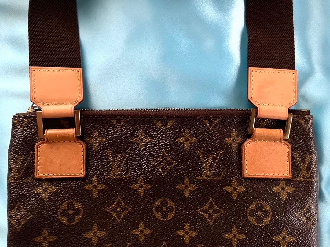 ルイヴィトンポシェット ボスフォーショ ルダーバッグ クロスボディ