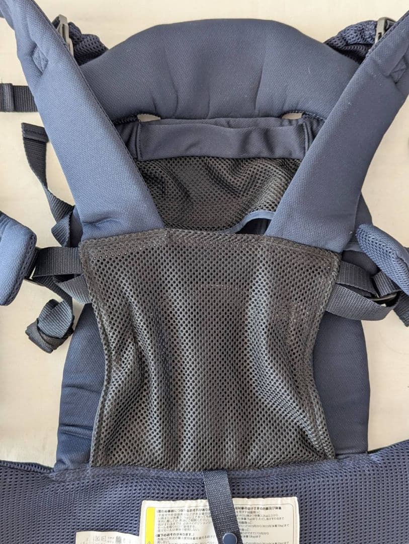 【むんさん専用】アップリカ ラクリス 抱っこ紐 ネイビー