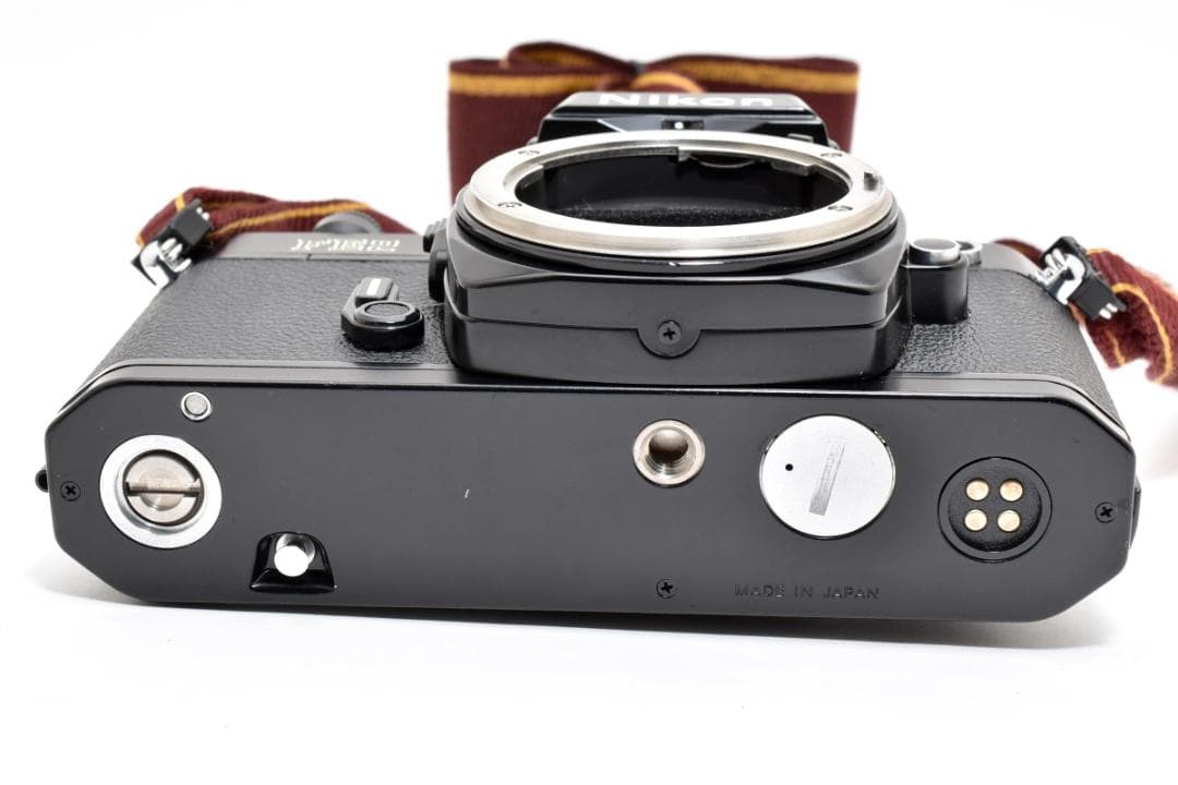 超美品 NIKON FE2 ブラック フィルムカメラ　モルト新品交換済 H298
