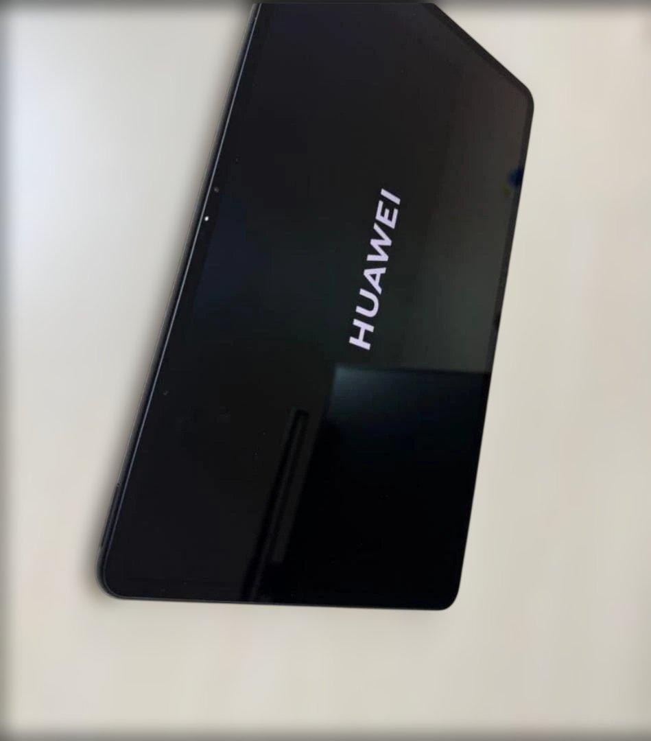 HUAWEI MateBook E DRC-WXX 11世代 i5 16GB