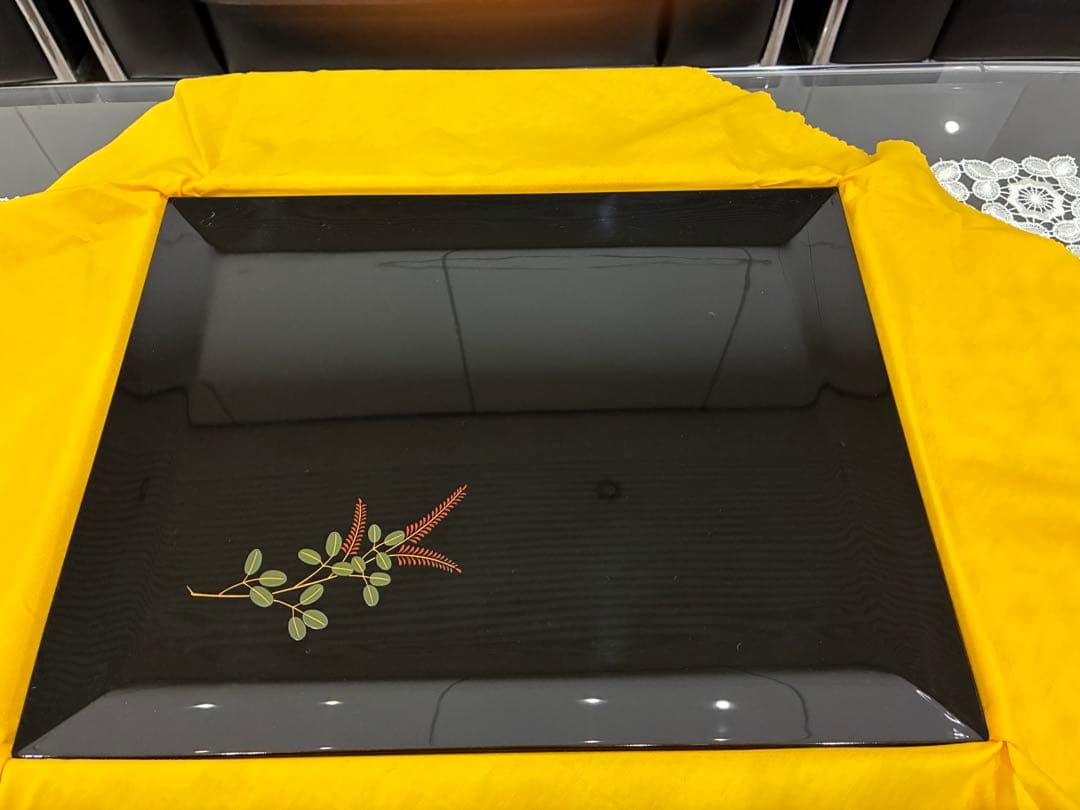 輪島塗　卓上膳　草花絵替蒔絵　五枚組　共箱